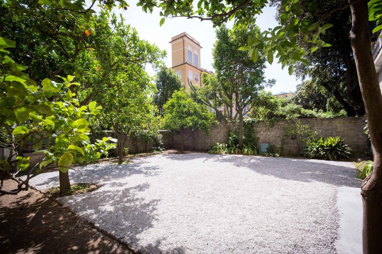 Aquarium By The Sea Apartment Levanto Bagian luar foto